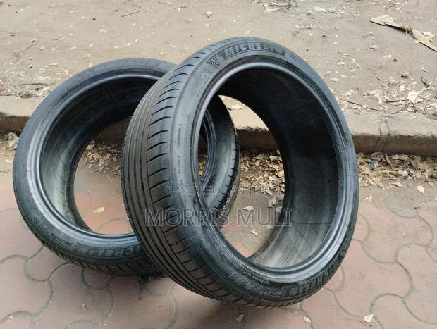275/40r22 Michelin - thumbnail 3
