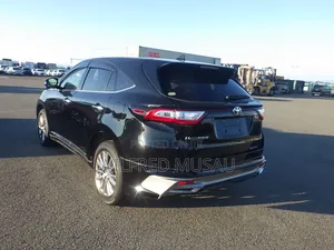 Toyota Harrier 2.0 2019 Black