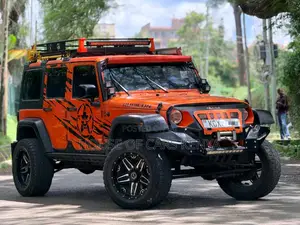 Jeep Wrangler 2012 Orange
