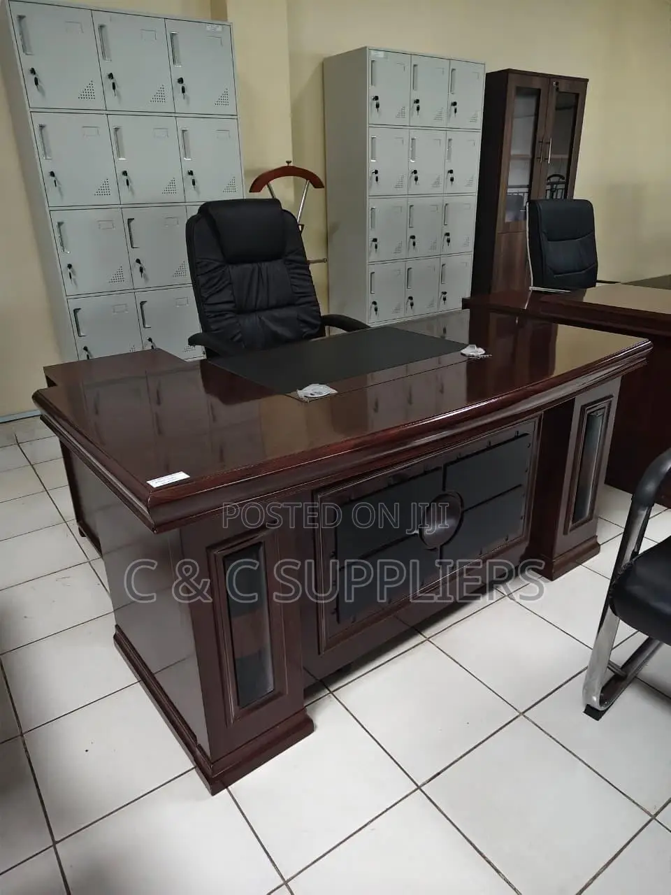 Office Desk - 1.6 Meters