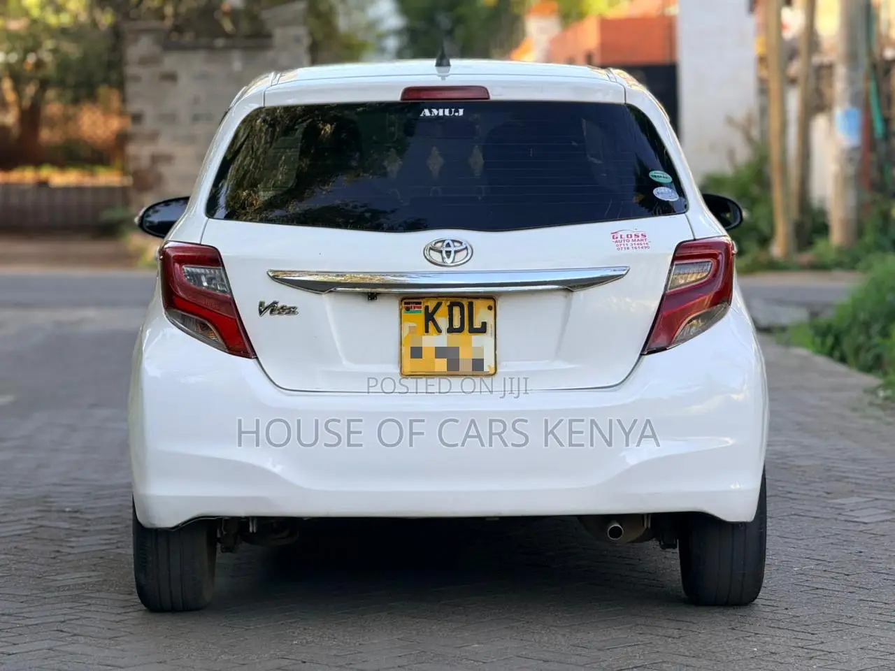 Toyota Vitz 2016 White