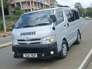 Toyota HiAce 2012 Silver