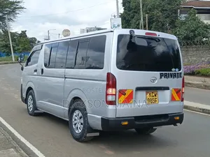 Toyota HiAce 2012 Silver