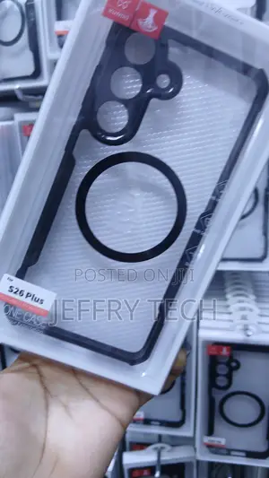Xundd Magsafe Shockproof Case for the Samsung Galaxy S26 Plus.