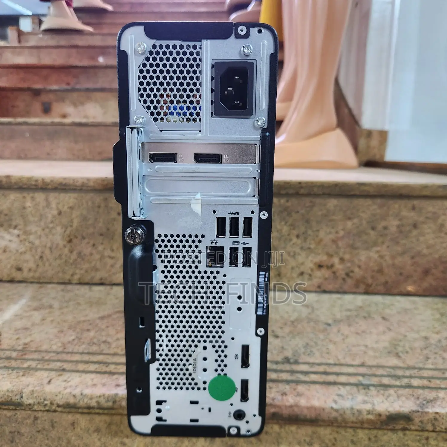 Desktop Computer HP ProDesk 400 8GB AMD Ryzen 7 SSD 256GB
