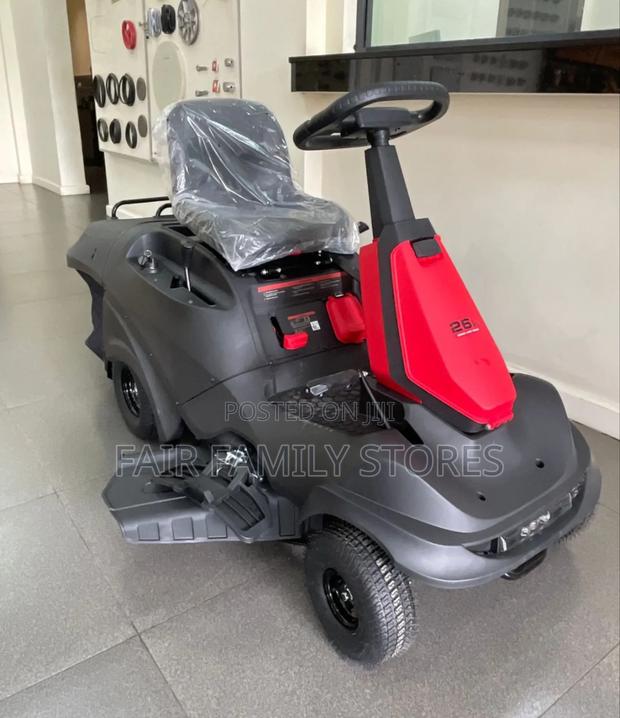 Ride-on Lawn Mower - main view