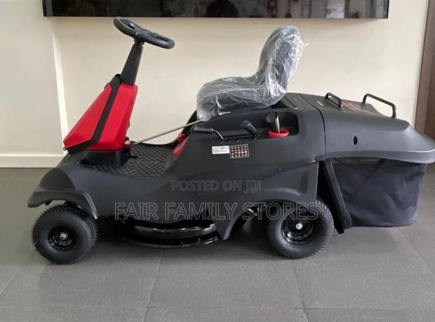 Ride-on Lawn Mower - thumbnail 2