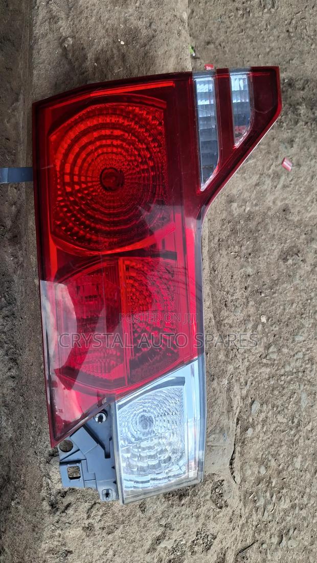 Toyota Alphard Bootlight - thumbnail 2