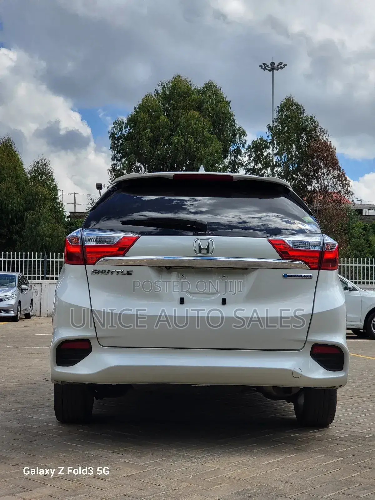Honda Shuttle 1.5 G 2WD 2019 White
