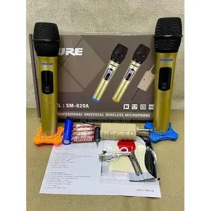 Shure Sm-820 Professional Universal Wireless Microphone