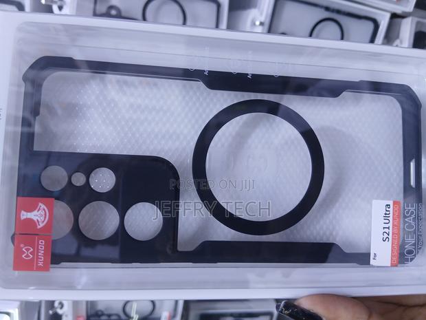 Undd Shockproof Phone Case Designed for the Samsung Galaxy S21 Ultra.