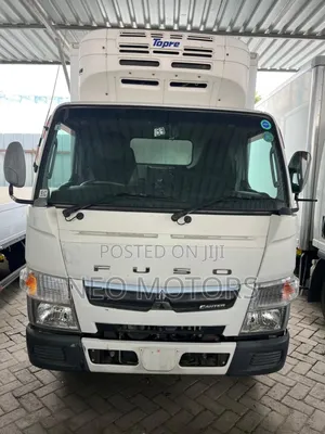 Mitsubishi Fuso 2018 White