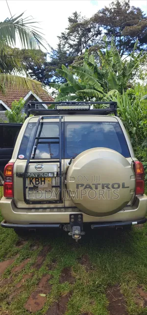 Nissan Patrol 3.0 TD GL 2008 Beige