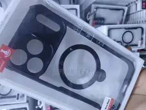 Xundd Beatle Series Airbag Shockproof Case for the iPhone 17 Pro Max.