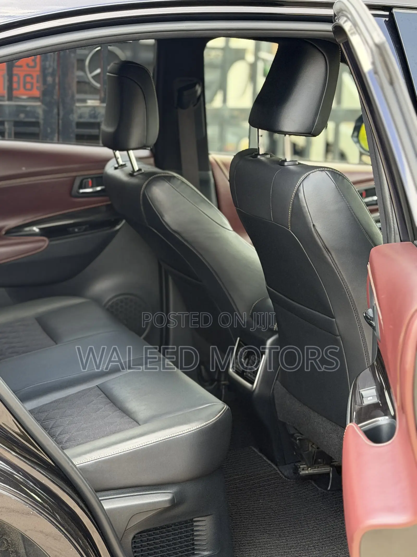 Toyota Harrier 2.0 2019 Black