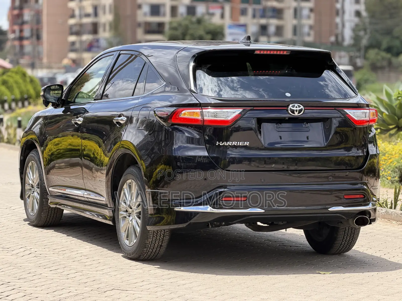 Toyota Harrier 2.0 2019 Black