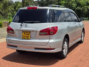 Nissan Wingroad 2011 Silver