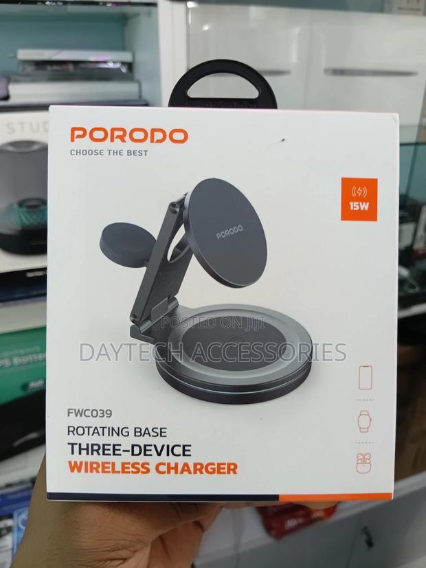 Porodo Rotating Base Three-Device Wireless Charger Stand. - thumbnail 2