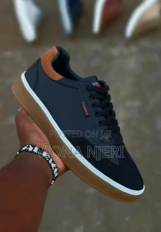 Tommy Hilfiger