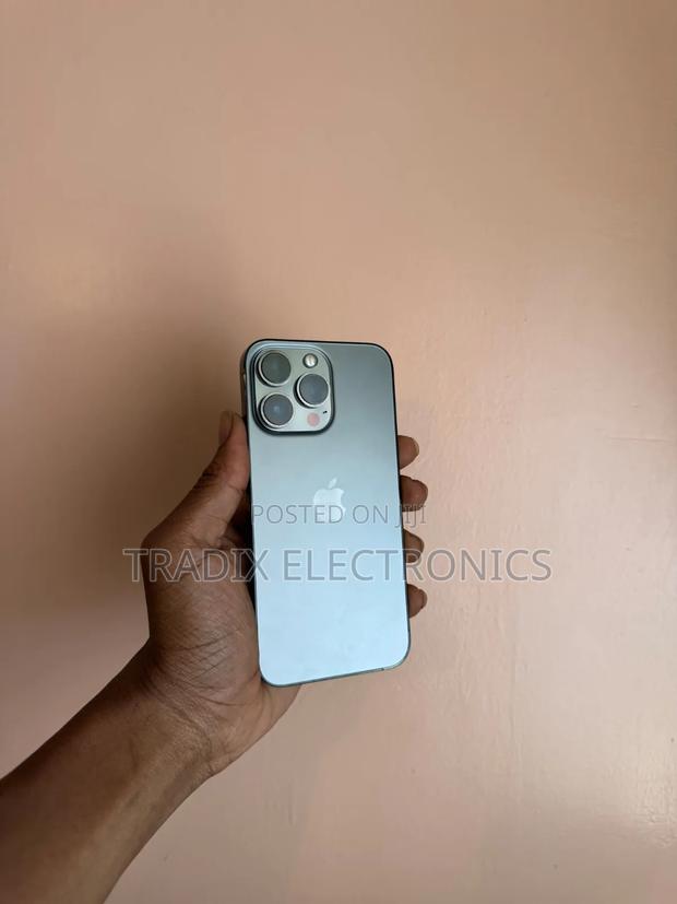 Apple iPhone 13 Pro 256 GB Black - thumbnail 2