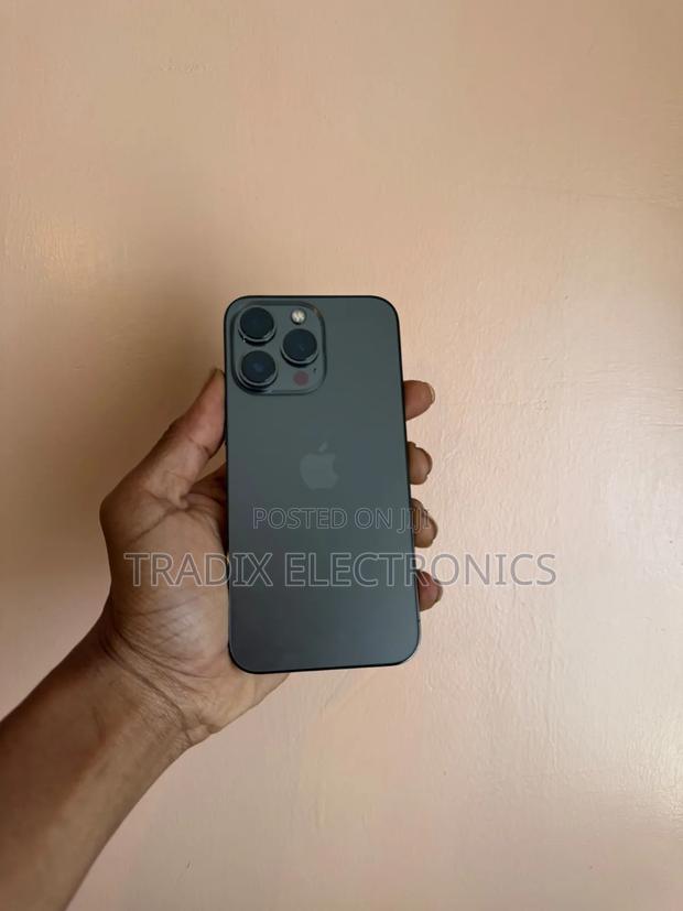 Apple iPhone 13 Pro 256 GB Black - thumbnail 3
