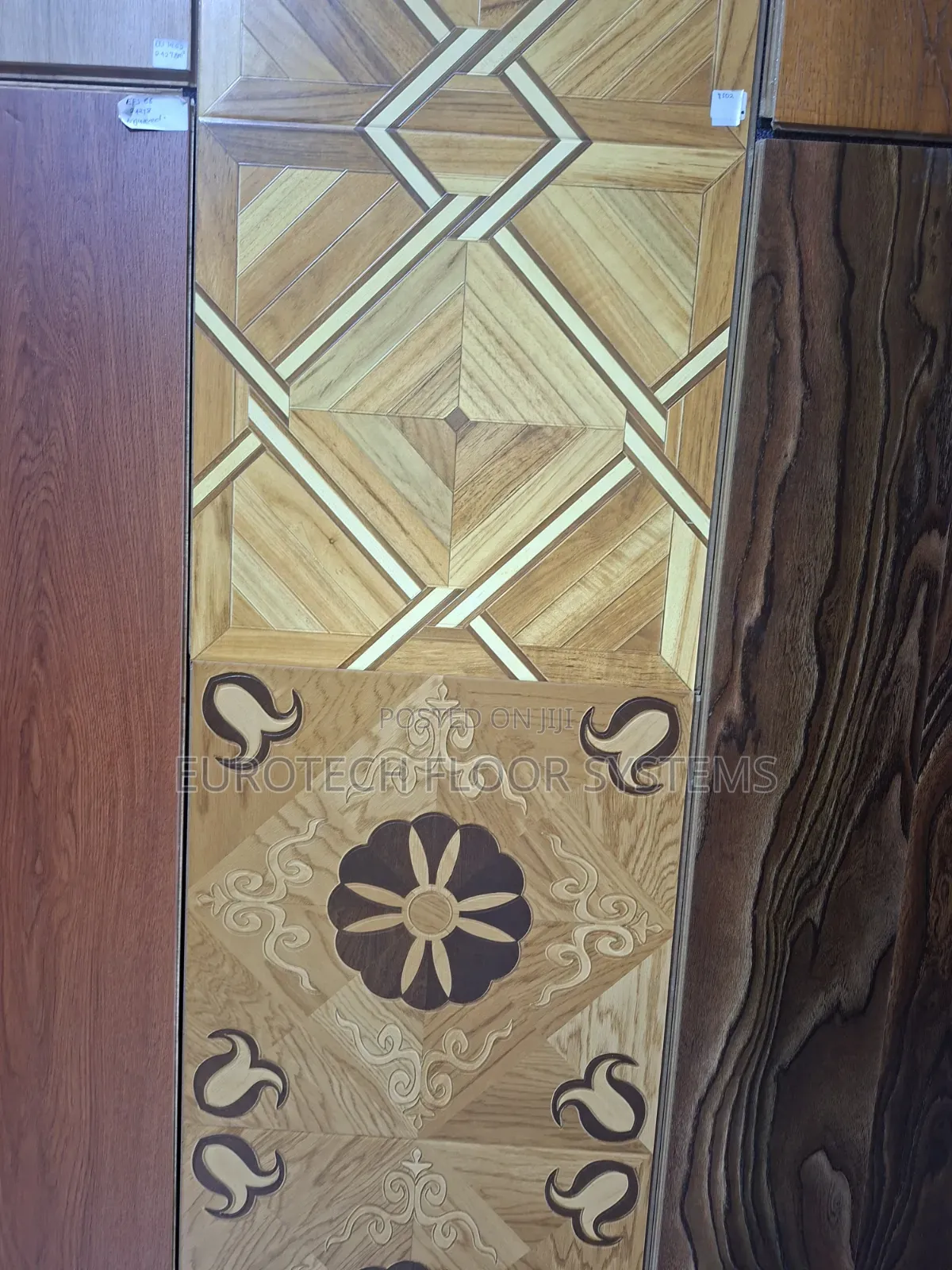Laminated Floor Board