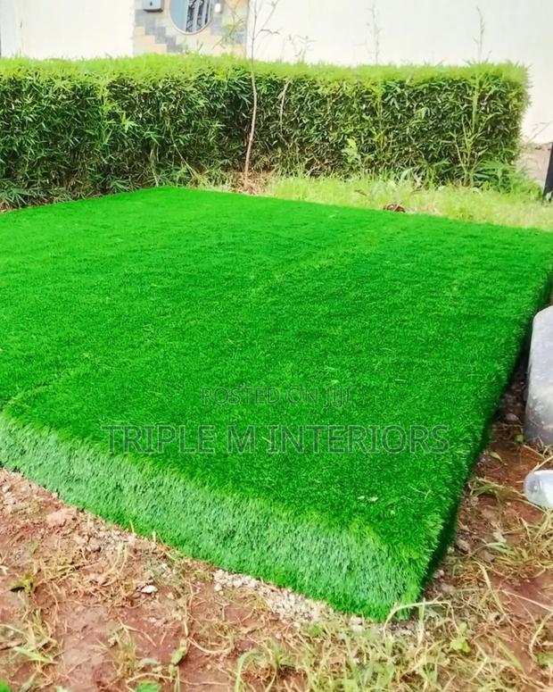 Villa Outdoor Lawn Carpet | L Luxury Green Space Finish
