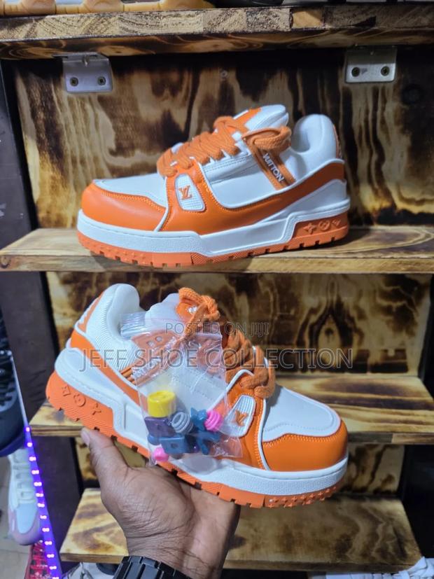 Lv Luois Vuitton Max Trainers - thumbnail 3