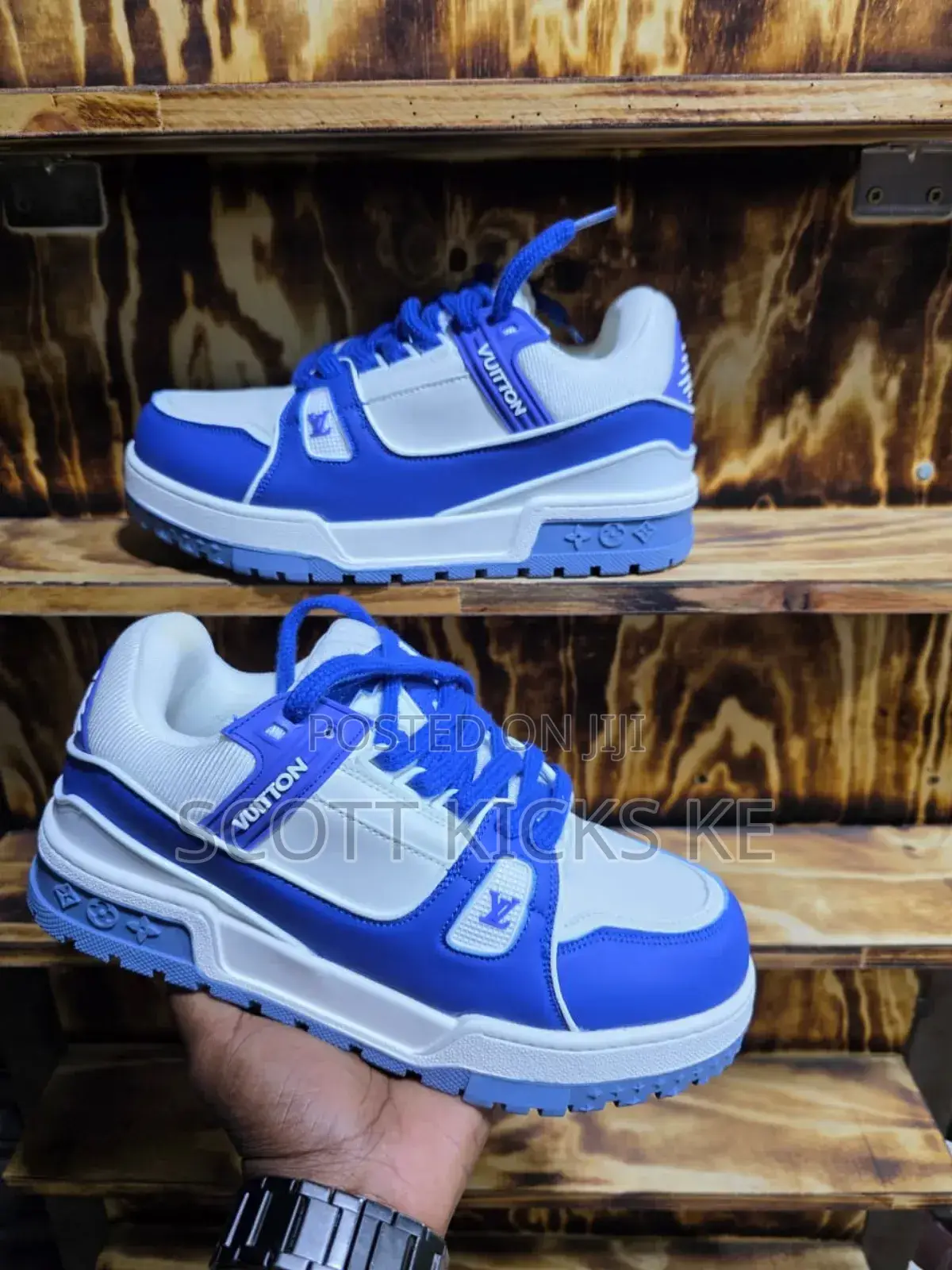 Lv Luois Vuitton Max Trainers