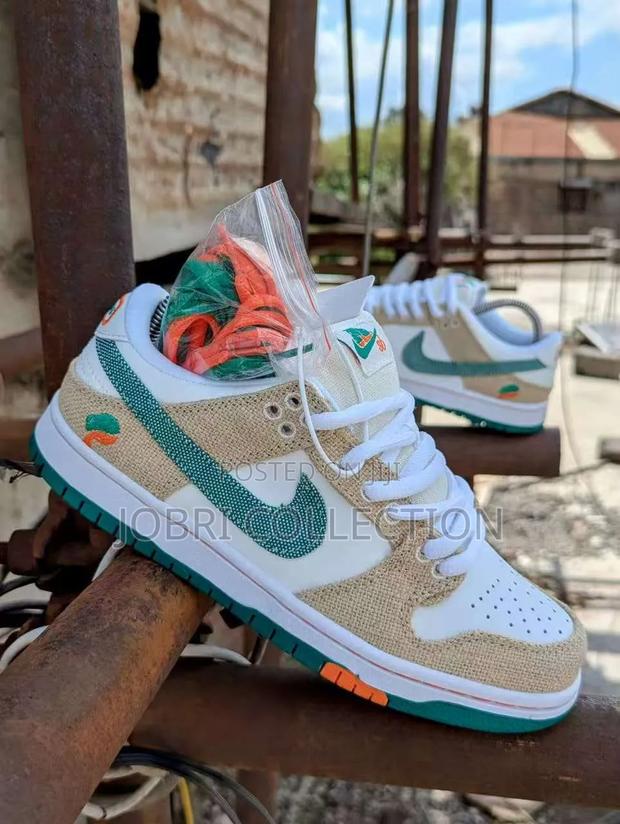 Designer Nike Sb Dunks Sneakers - thumbnail 4
