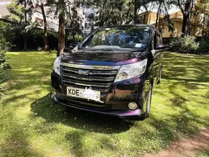 Toyota Noah 1.8 FWD Hybrid (7 seater) 2014 Burgundy