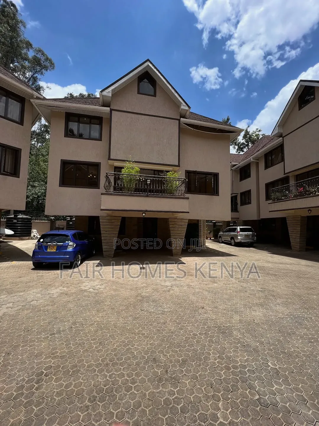 5bdrm Townhouse / Terrace in Muthangari Drive for rent