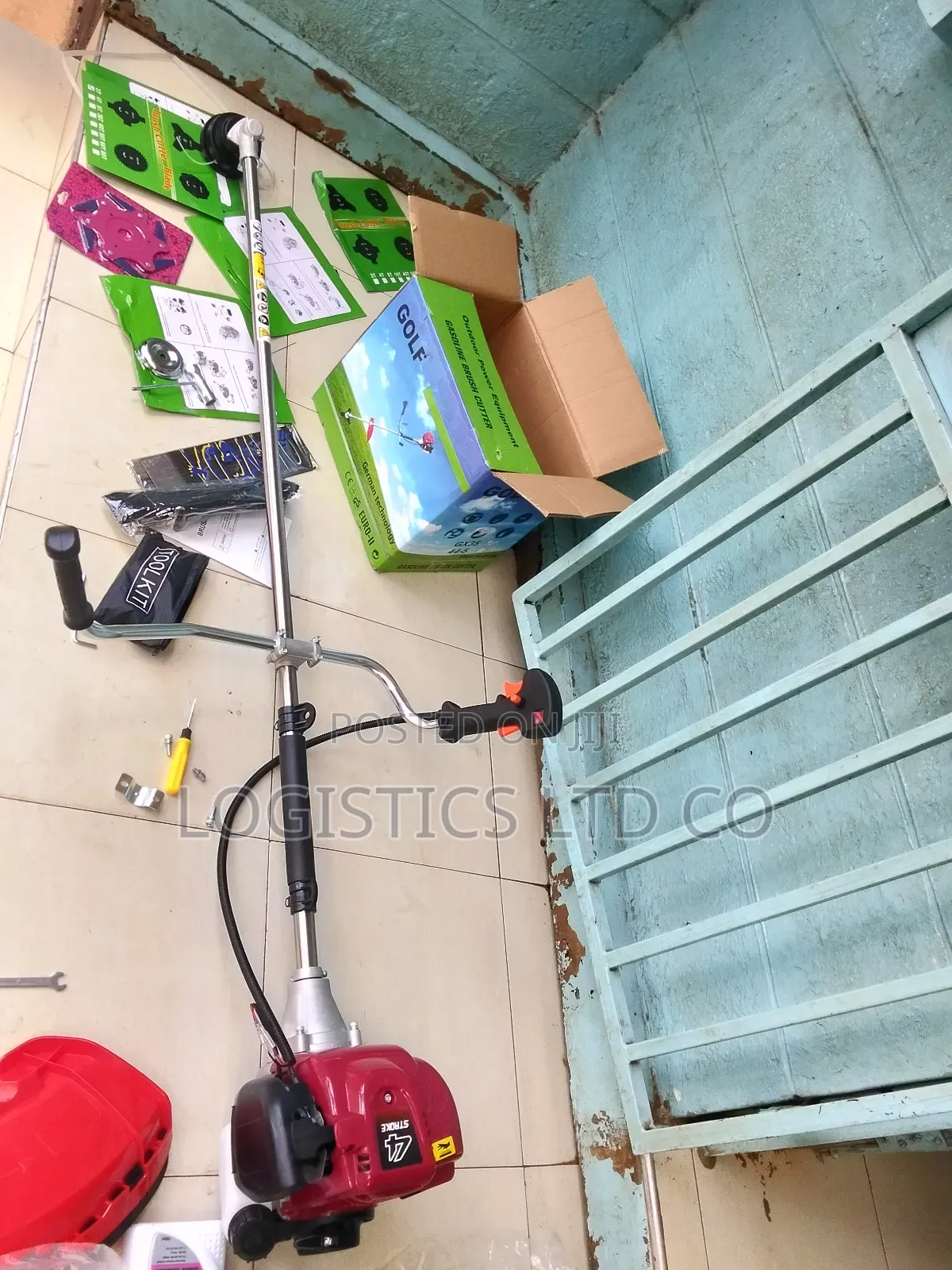 Brush Cutter 4 Stroke Complete With 8 Blades