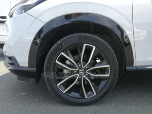 Honda Vezel 2022 White