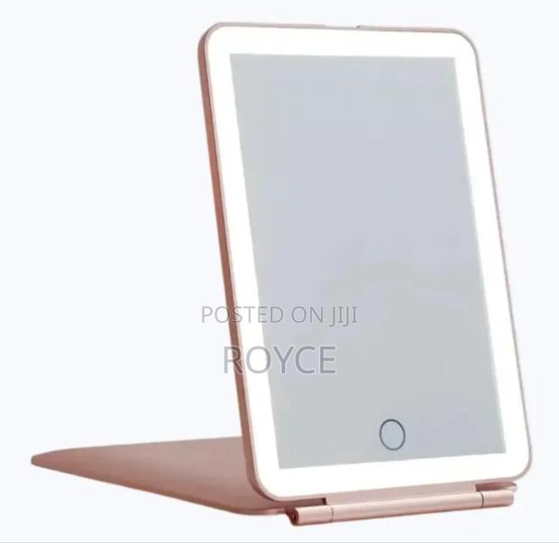Rechargeable Travel Led Vanity Mirror - thumbnail 3