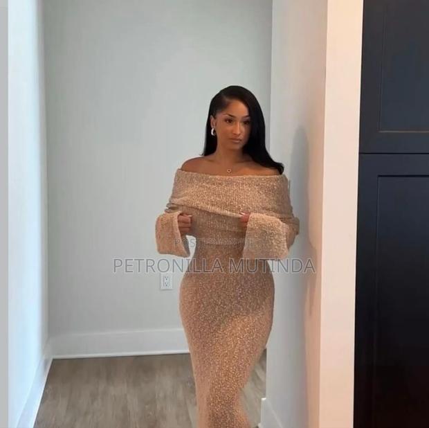 Elegant Long Dress - thumbnail 2