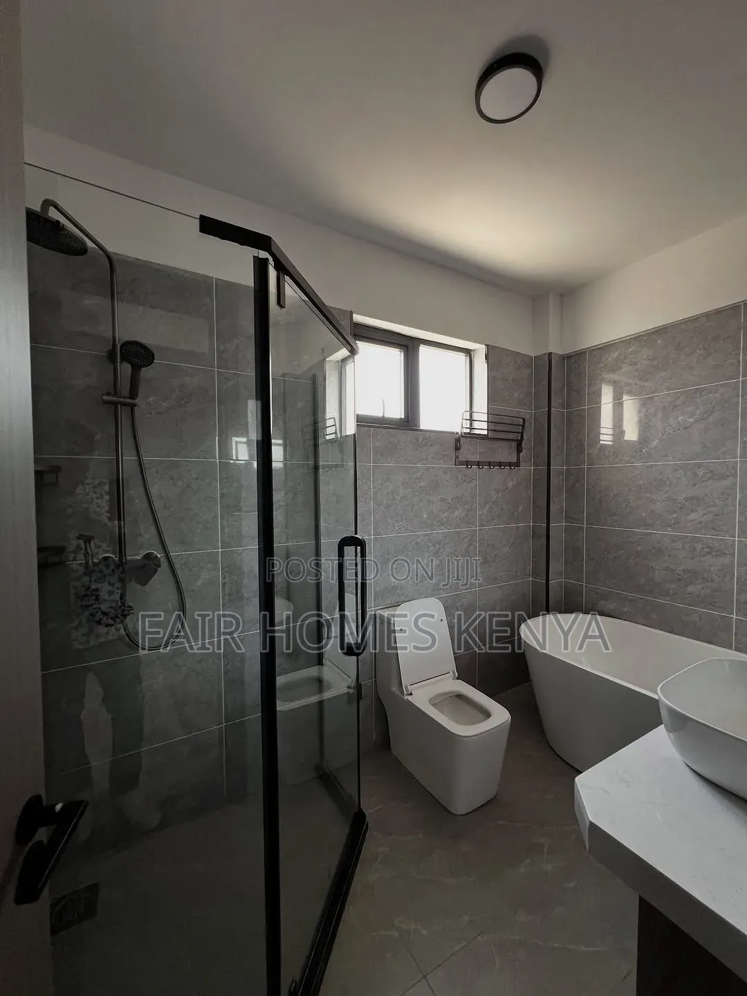 4bdrm Apartment in Valley Arcade for rent