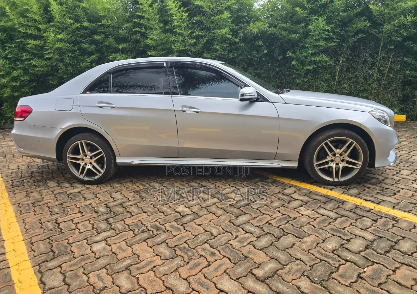 Mercedes-Benz E250 2016 Silver