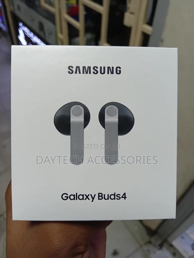 Samsung Galaxy Buds 4 in-Ear Earbuds - Black - thumbnail 3