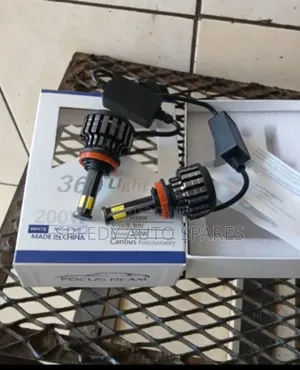 Headlight Bilb H4.Universal in All Vehicles.,3 Pin