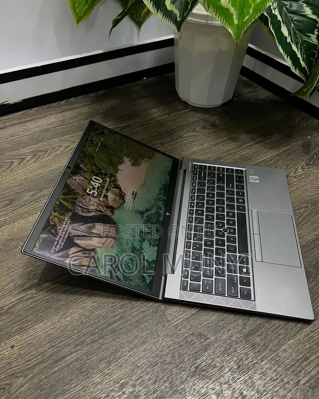 New Laptop HP ZBook Firefly 14 G7 16GB Intel Core i7 SSD 512GB