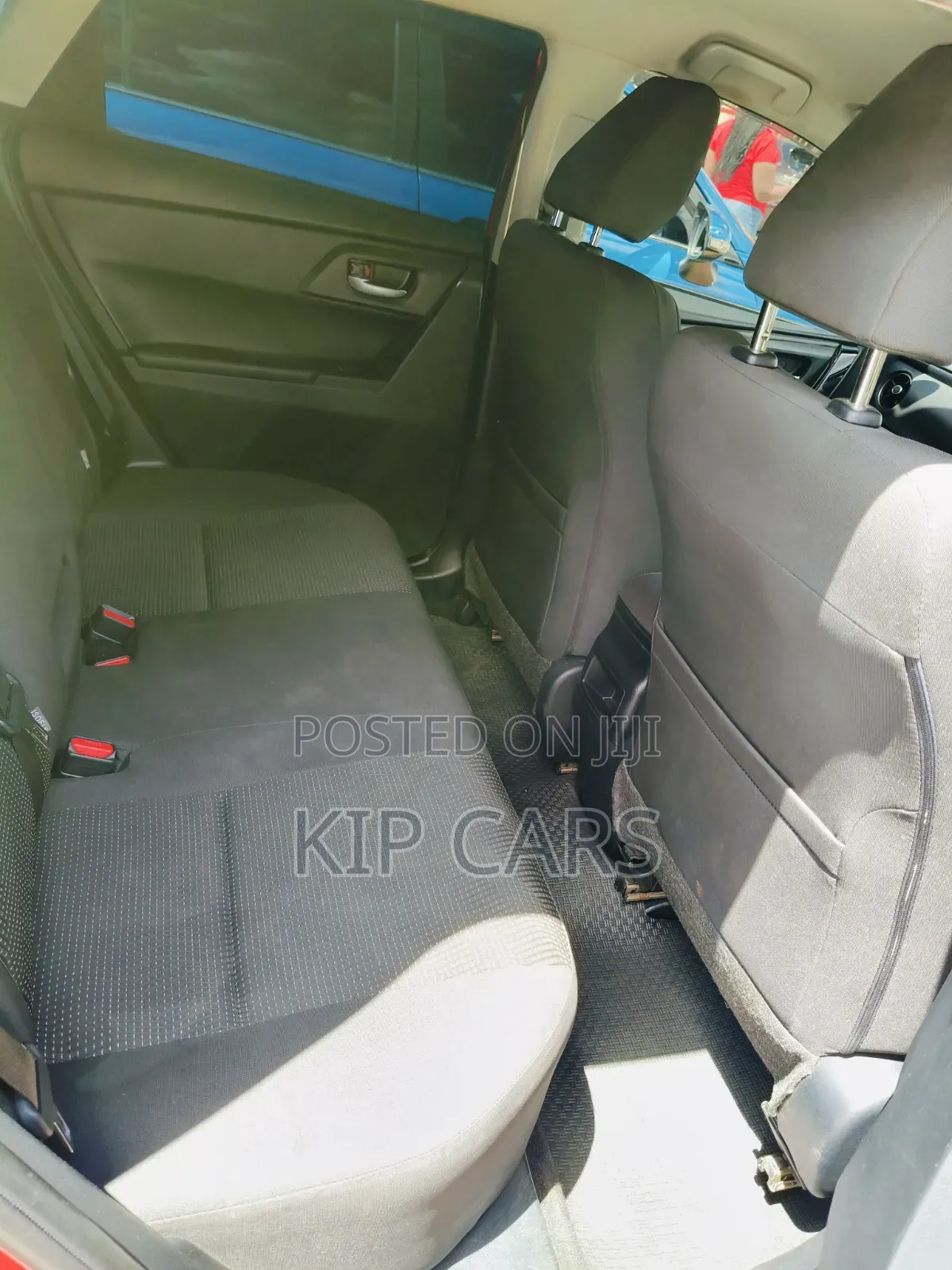 Toyota Auris 2017 Red