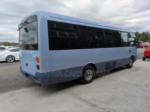 Mitsubishi Fuso Rosa 2020 Blue