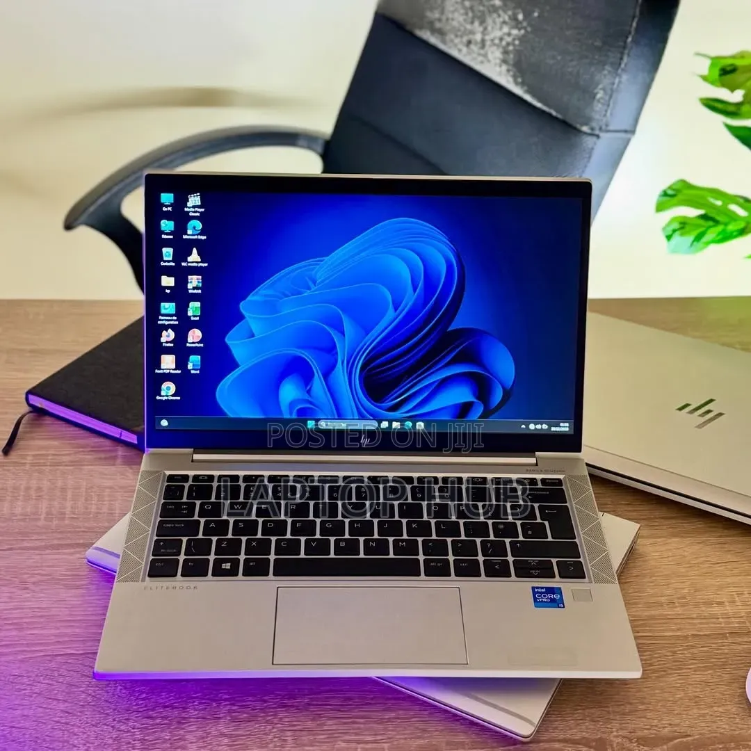 Laptop HP EliteBook 830 G8 8GB Intel Core i5 SSD 256GB