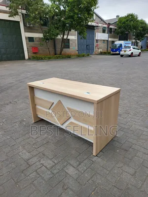 1.4m New Model Office Desk