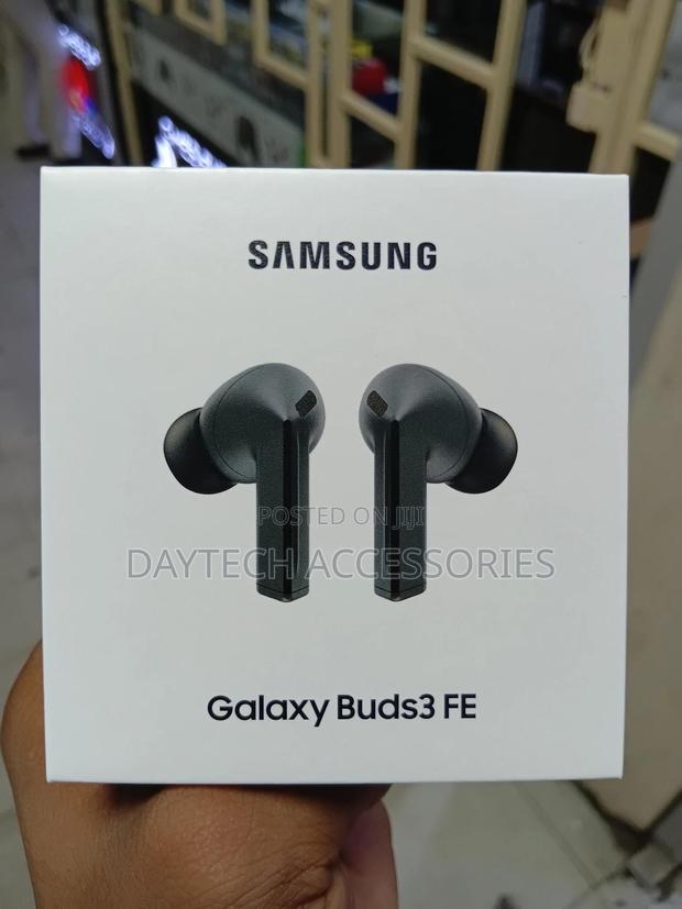Samsung Galaxy Buds 3-Fe (2025) True Wireless Bluetooth Earbuds. - thumbnail 2