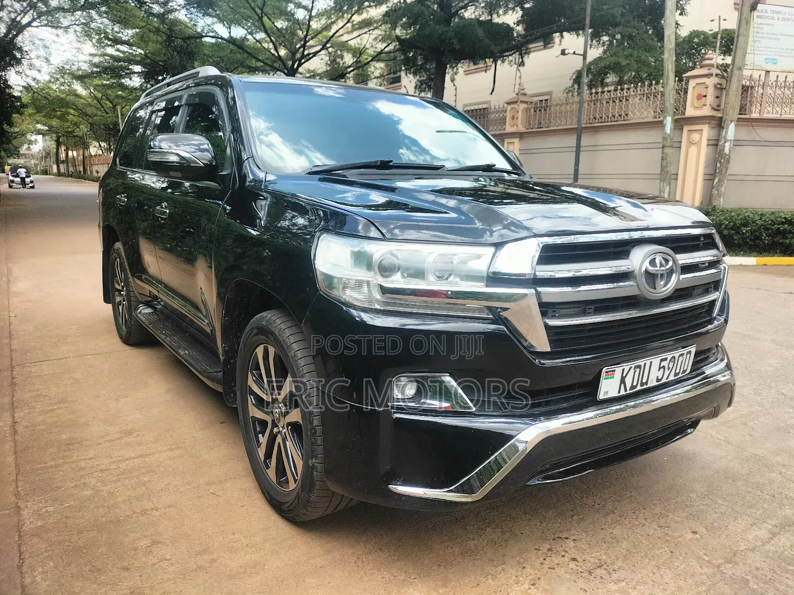 Toyota Land Cruiser 2011 Black