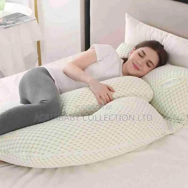 Pregnancy Pillow - thumbnail 3