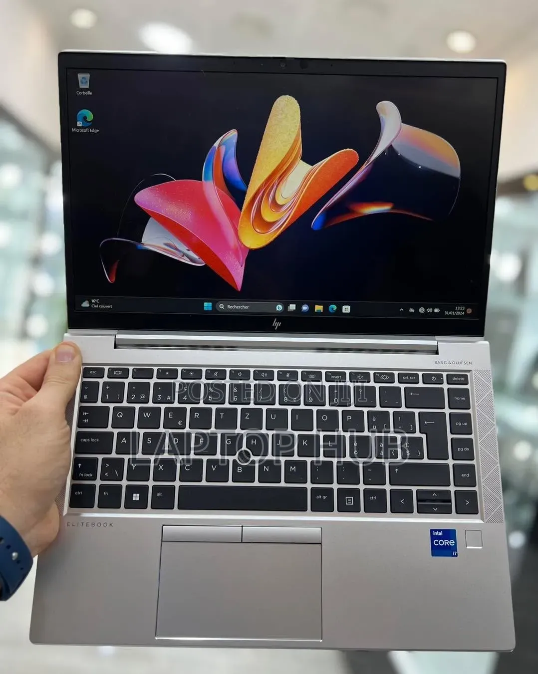 Laptop HP EliteBook 840 G8 8GB Intel Core i7 SSD 256GB