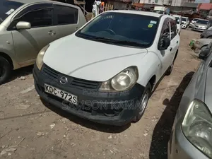 Nissan Advan 2014 White